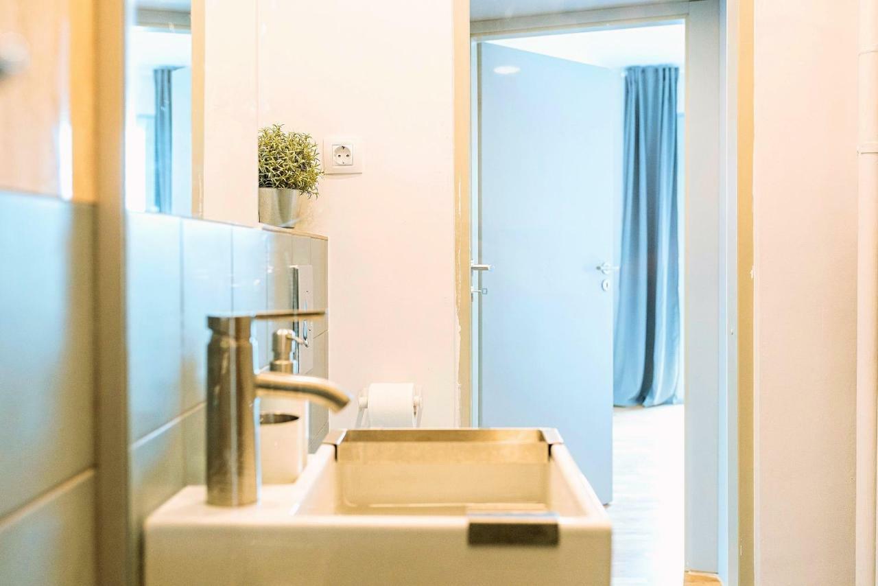 Old Town Riverview Apartment Bucarest Extérieur photo